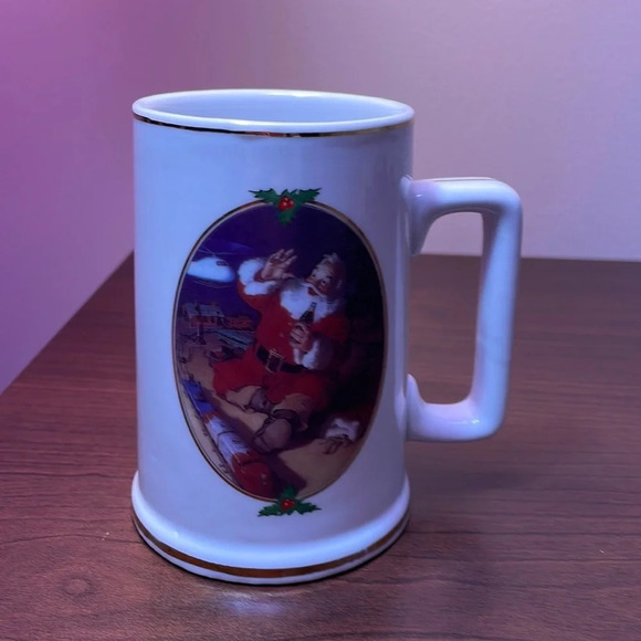Coca Cola Santa mug‎ - Picture 1 of 3